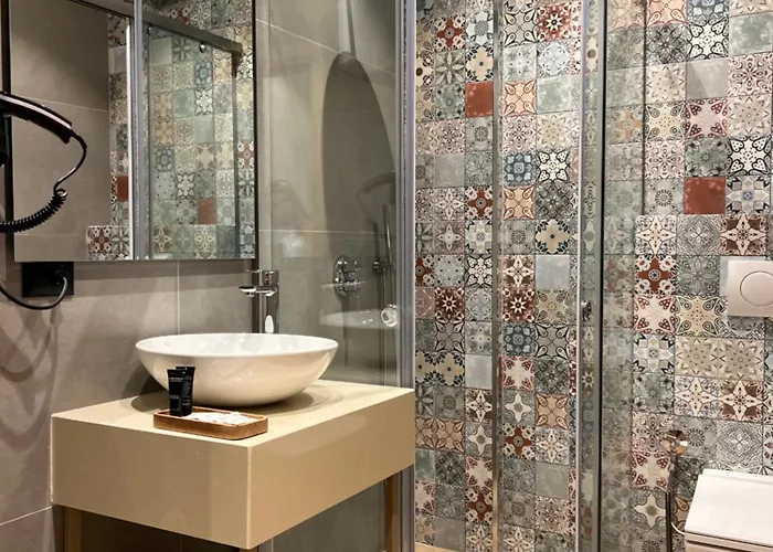 Coastline Luxury 4* Golem (Tirana)