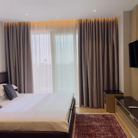 Coastline Luxury Apartmanhotel Golem