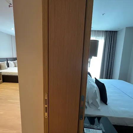 Coastline Luxury 4* Golem (Tirana)