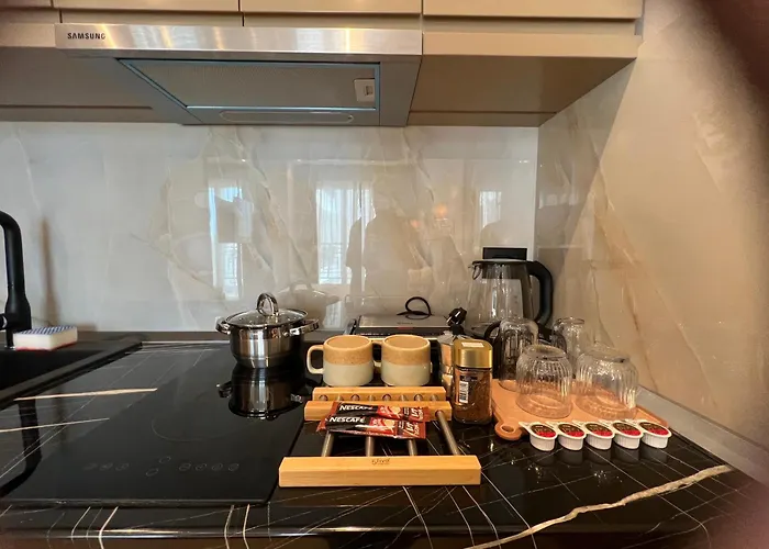 Aparthotel Coastline Luxury Golem (Tirana)