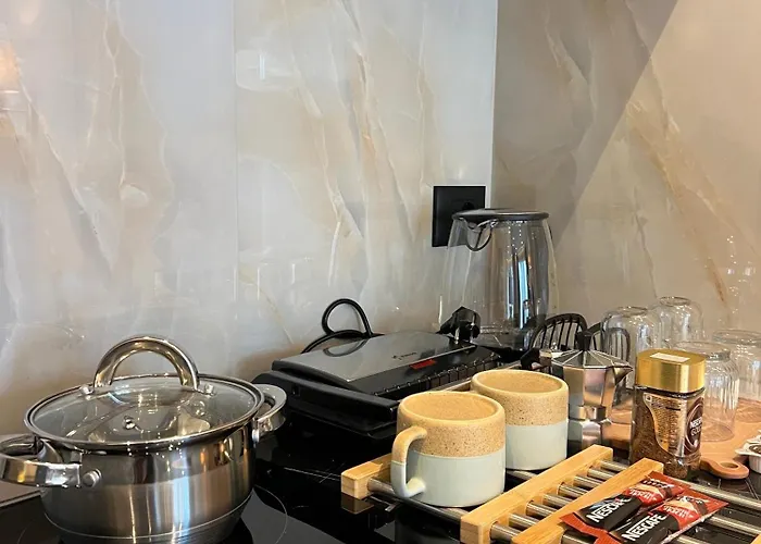 Coastline Luxury Aparthotel 4*